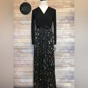 LuLaRoe elegant Deanne dress